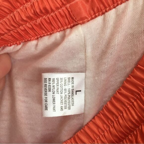 VINTAGE RETRO WILSON TWO-PIECE TRACK SUIT IN CORAL - Picture 12 of 12